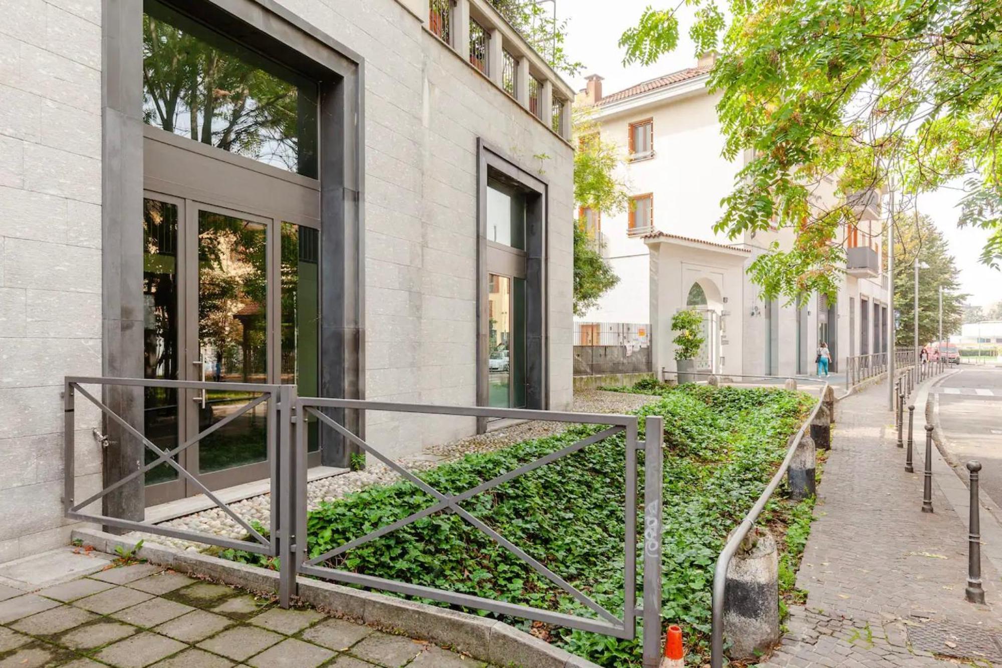 Design Spacious Loft In Navigli - Hosted By Sweetstay Milan Luaran gambar